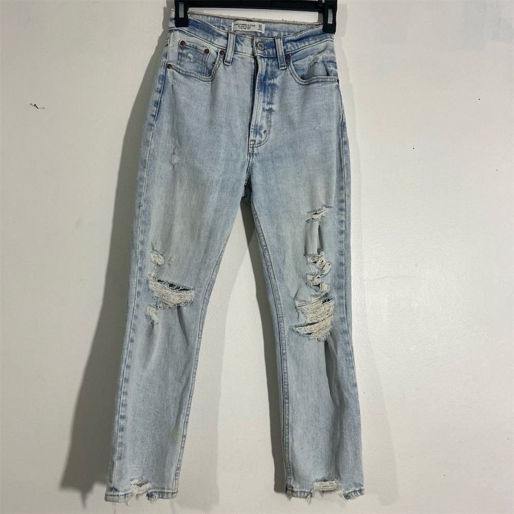 Abercrombie  Women's Distressed Light Wash Denim Jeans Size 24 Blue Casual